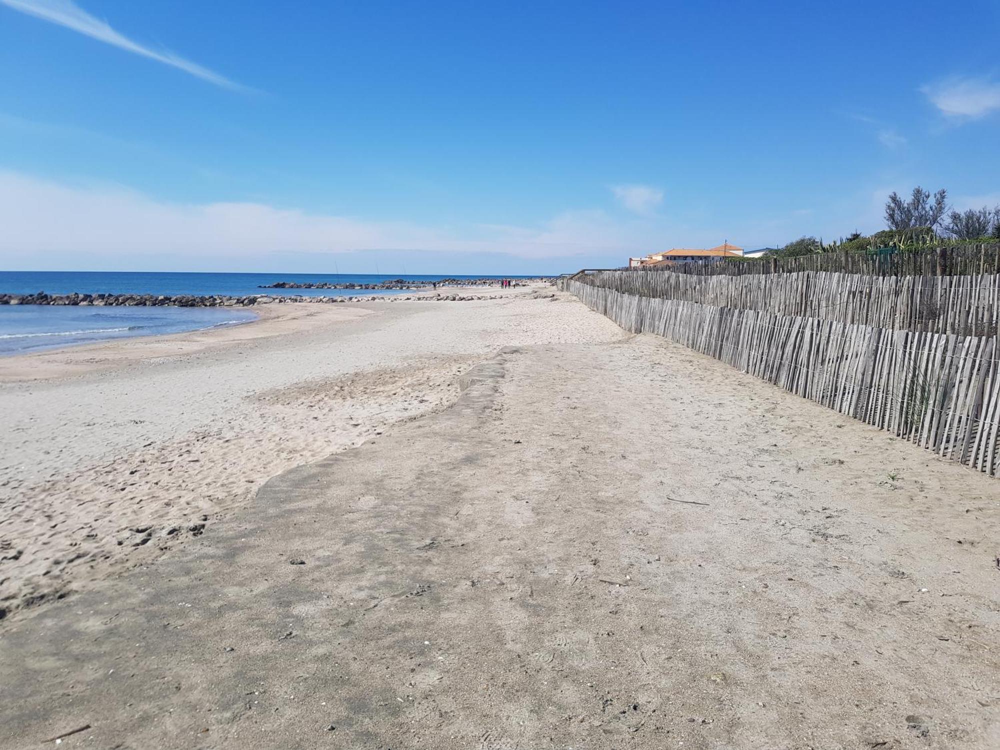Tahiti Beach, T2 A La Mer, Piscine, Terrasse Et Parking Frontignan Exterior foto
