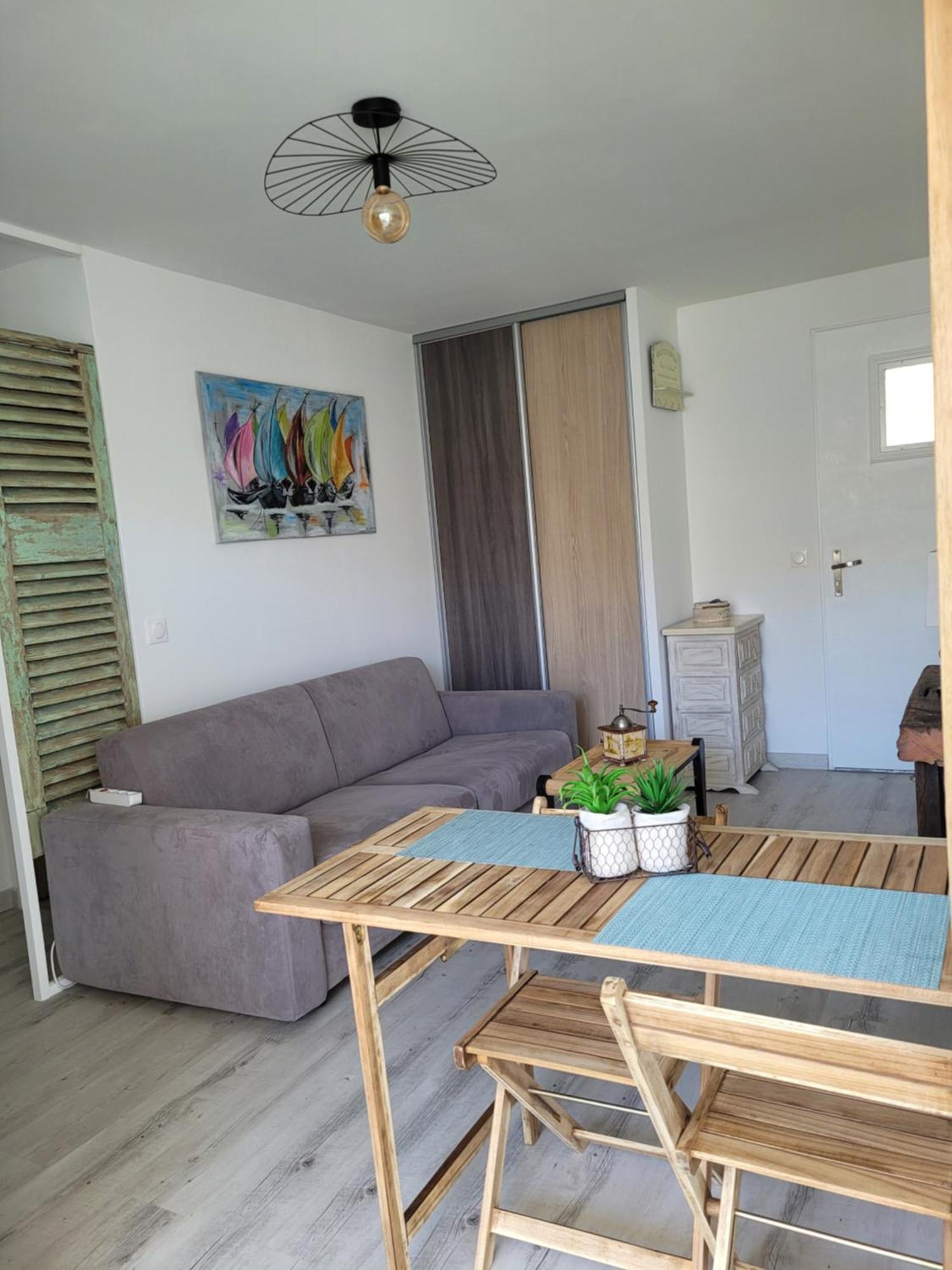 Tahiti Beach, T2 A La Mer, Piscine, Terrasse Et Parking Frontignan Exterior foto